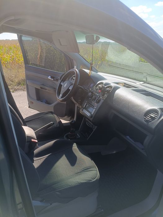 Продам Volkswagen Caddy