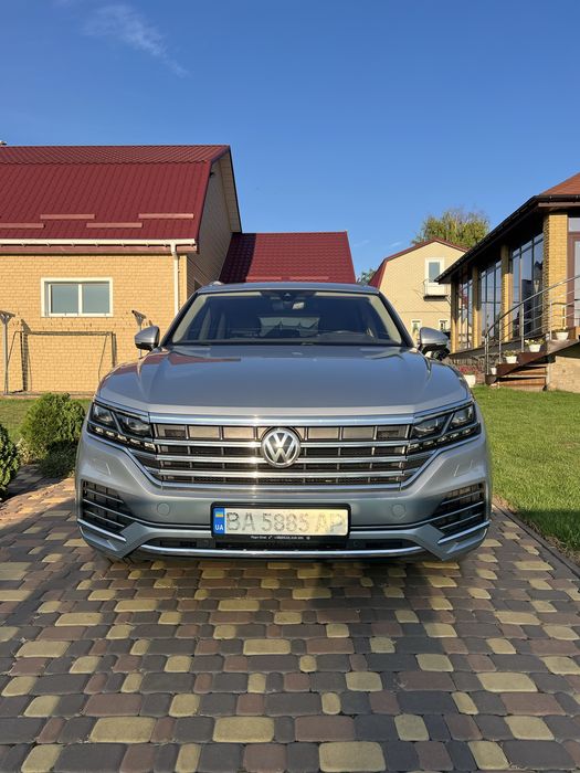 Volkswagen Touareg 2018року 3.0 дизель