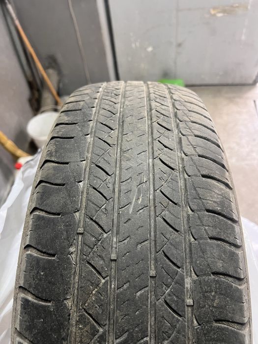 225 65 r17 Michelin Latitude