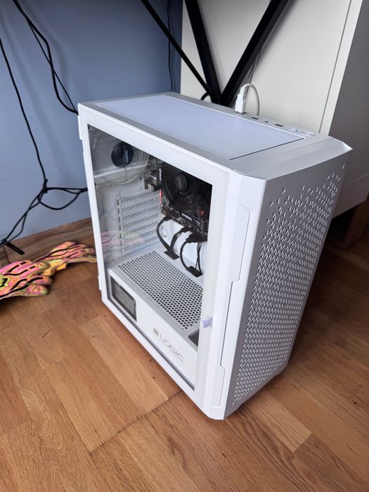 Komputer Ryzen 7 5700G / 16 GB RAM / Radeon Vega 8 / SSD 1 TB M.2