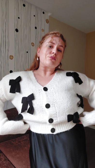 Кардиган в'язаний на гудзиках