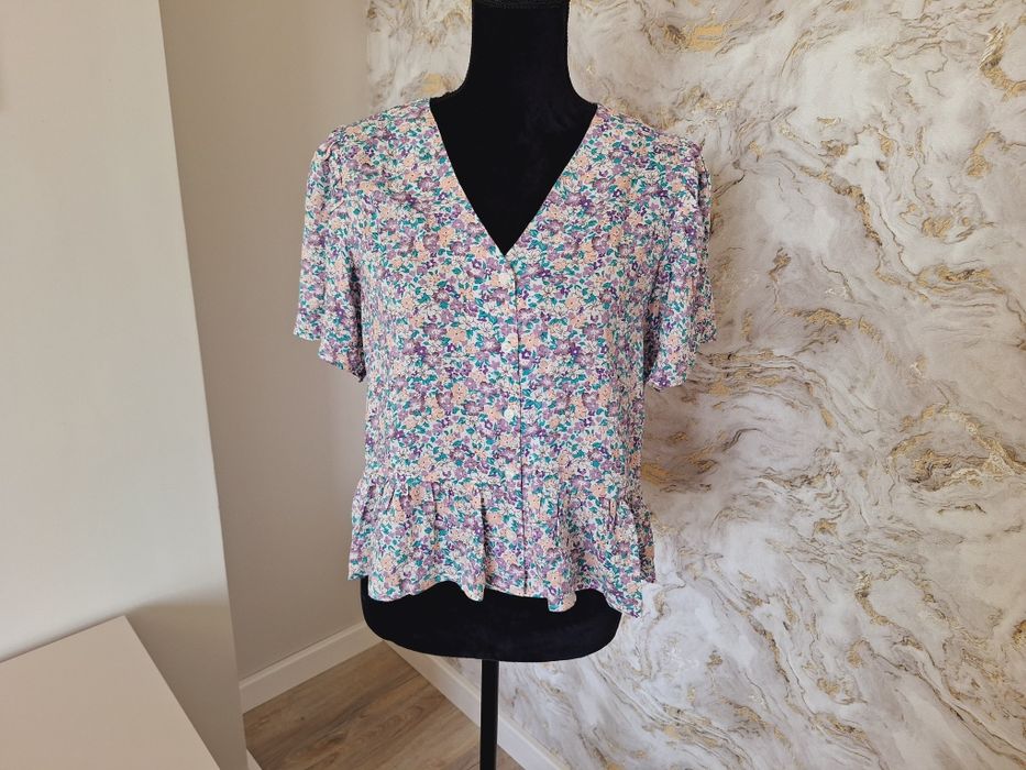 Bluzka w kwiaty Pigalle flowers baskinką boho romantyczna casual wiosn