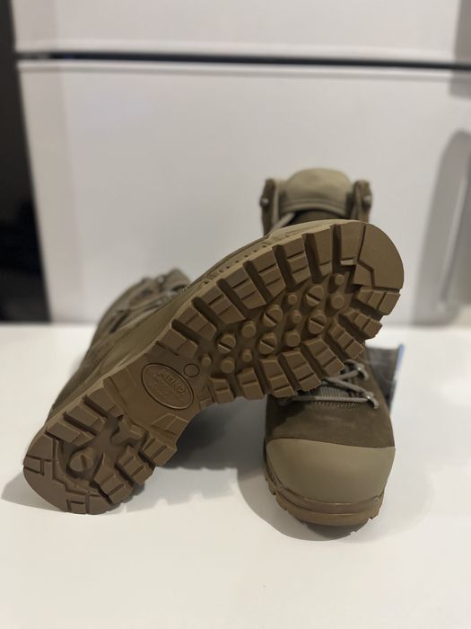 Buty trekkingowe Meindl Desert Defence roz. 44