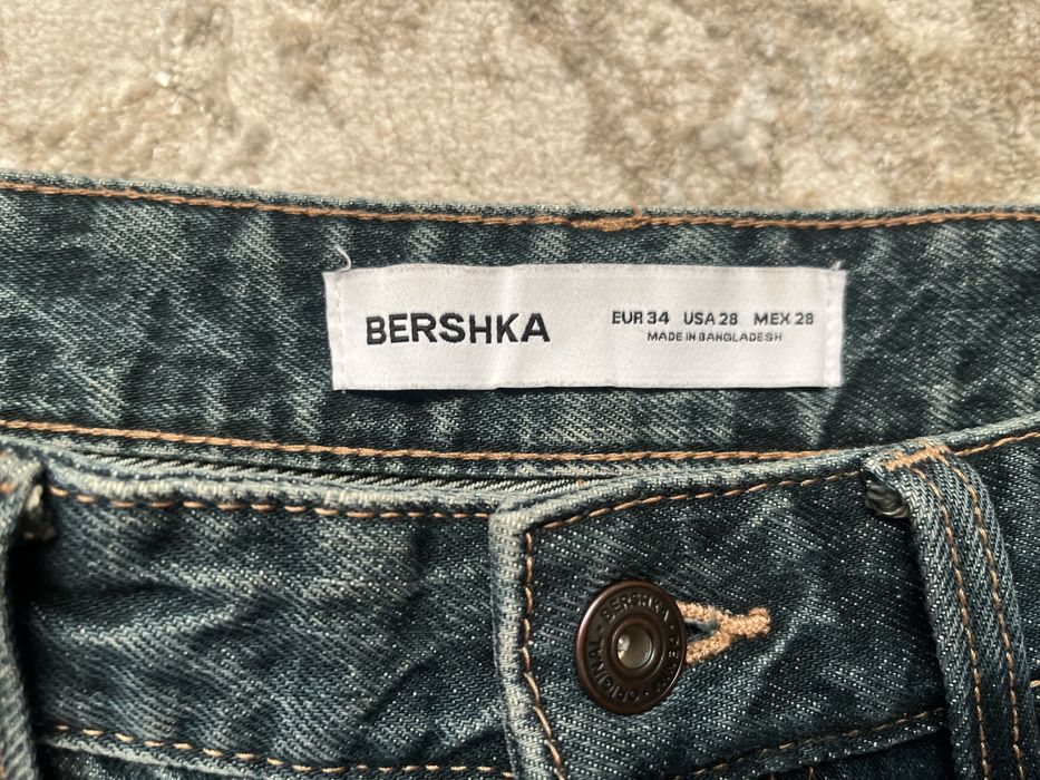 Джинси bershka 34