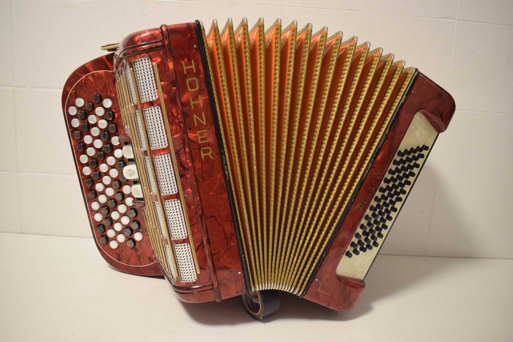 Acordeao Hohner Picolo 2 Voz. N 205