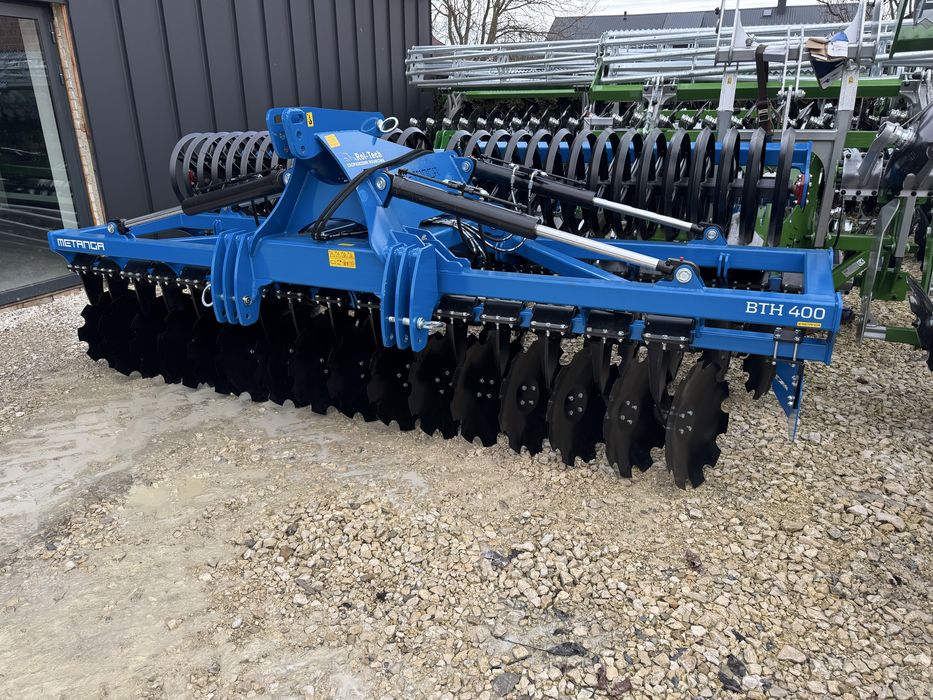 Brona talerzowa hydrauliczna hydraulicznie Metanga BTH 4;4,5;5;5,5;6m