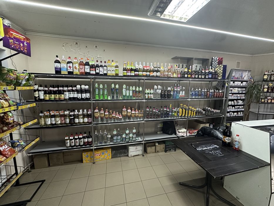 Стелажі металеві