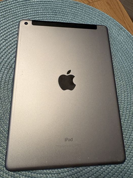 Ipad 5 gen cellular 32 GB