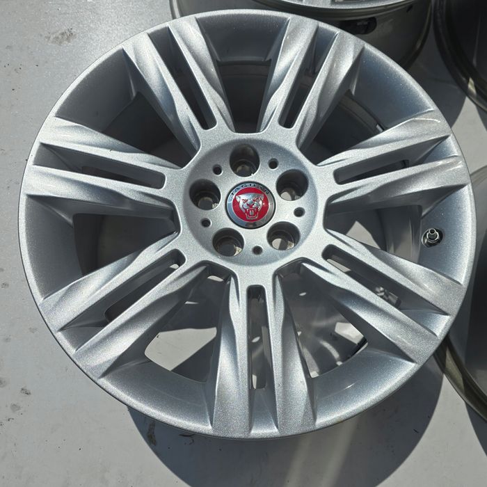 jaguar xf f-type s-type e-pace 5x108 et45 18 8.0 4x