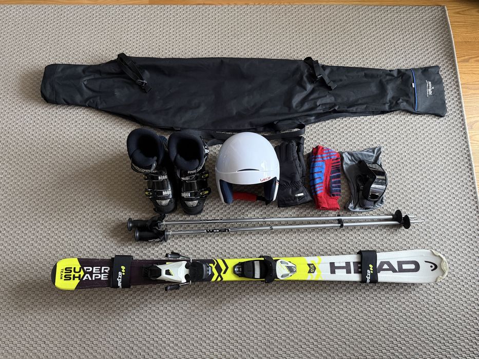 Zestaw narciarski dziecięcy.