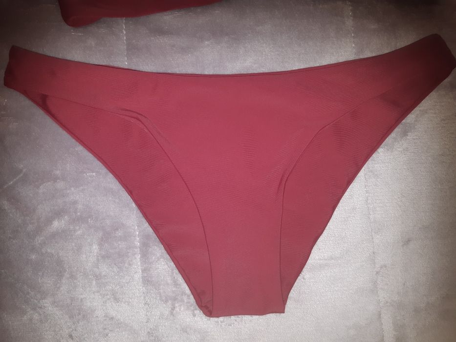 Biquini estilo desportivo