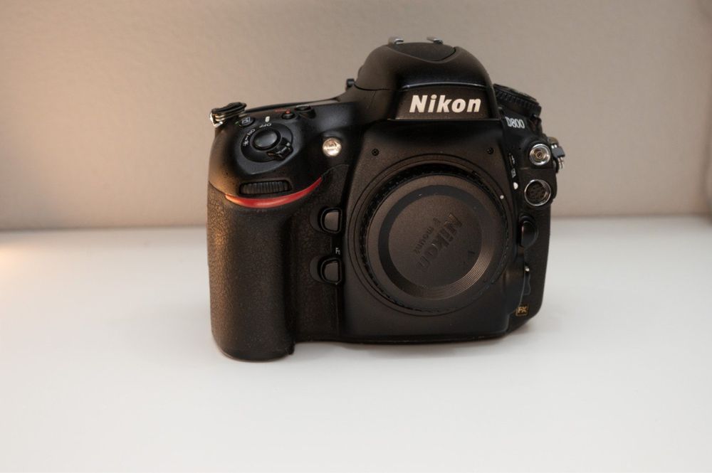 Продам Nikon D800