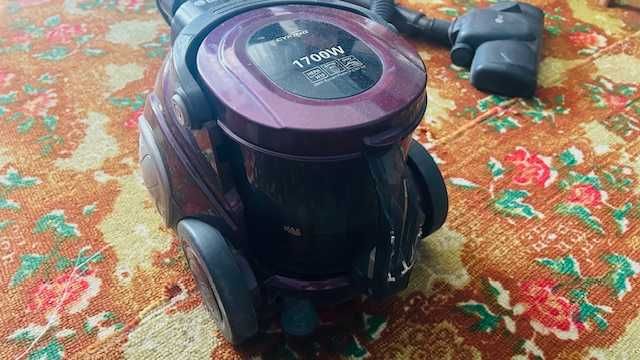 Продам пилосос LG. Тільки самовивіз!!!!