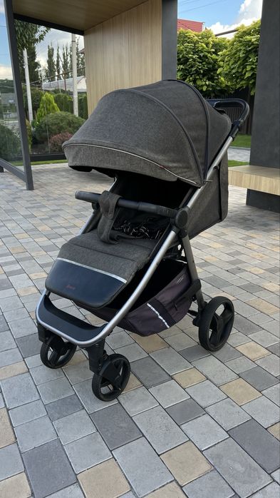 Прогулянковий візок Carrello Bravo(прогулочная коляска carrello camino yoya anex joy)