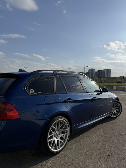 Продам BMW E91 325