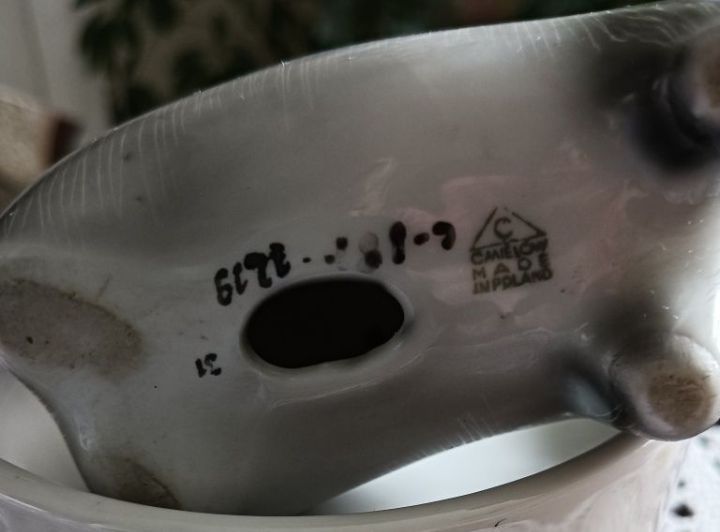 Sealyham Terrier figurka porcelanowa Ćmielów PRL