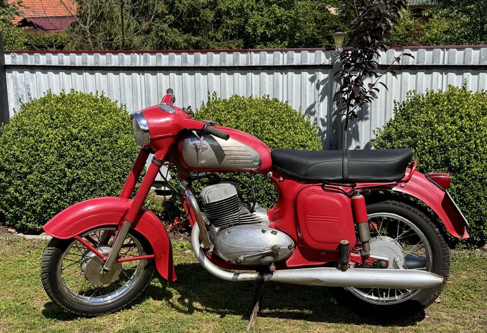 Мотоцикл Jawa 360