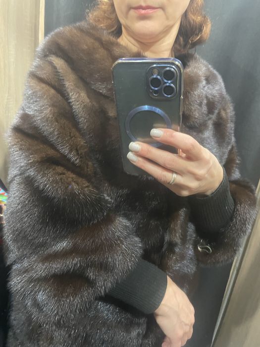 Елегантна норкова шуба темний шоколад комір шанель