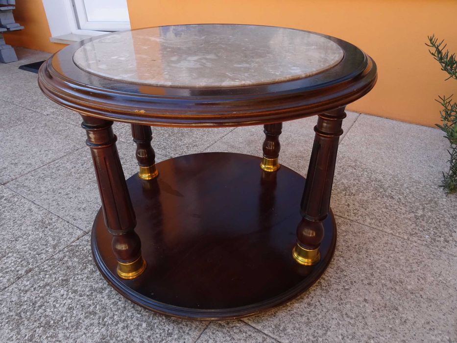 Decoração antiguidade mesas comoda