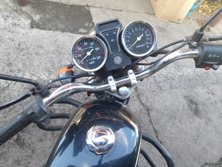 Продам новенький мопед