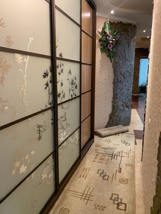 Продам 3к Шкільна 22а Петропавлівська Борщагівкa та  гараж