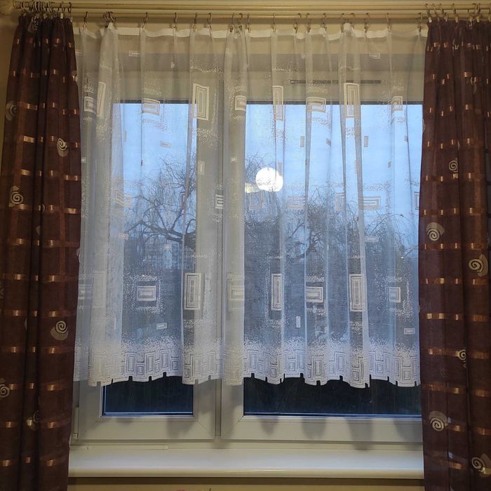 Kupon materiału na firankę 340 cm x 120 cm