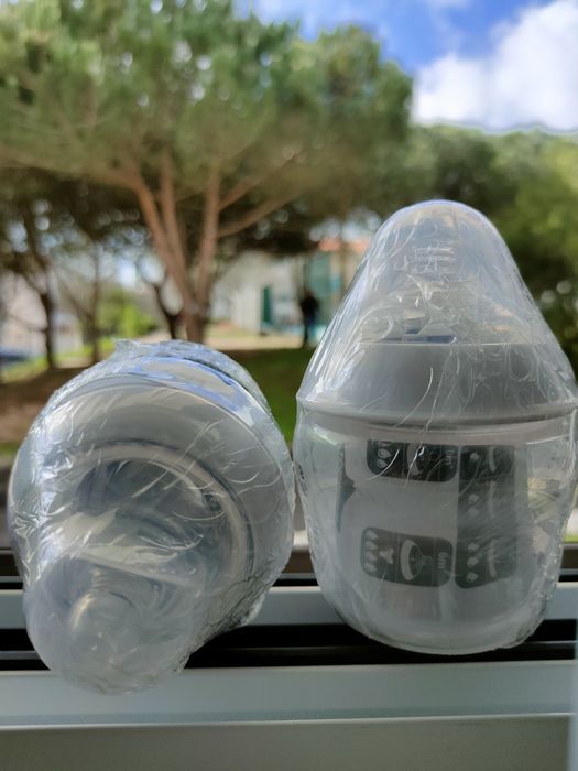 Conjunto 2 biberões tommee tippee anti colicas