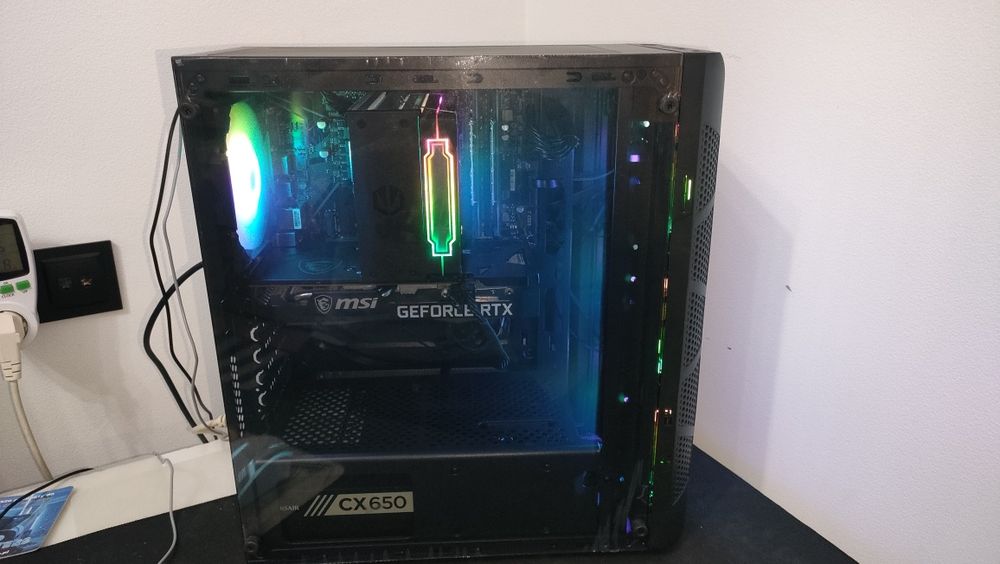 PC RGB GRY Intel i5 10400f 6/12 DDR4 16GB RTX3060 12GB 650w WiFi W11