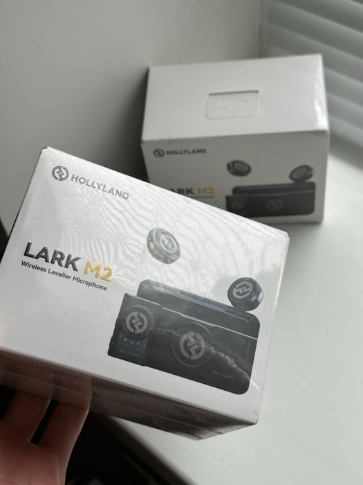 Hollyland Lark M2 запаковані з пломбами