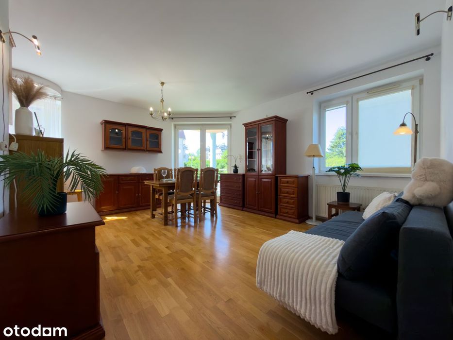 Komfortowe Słoneczne 2 Pokoje Mieszkanie | Balkon | Atos
