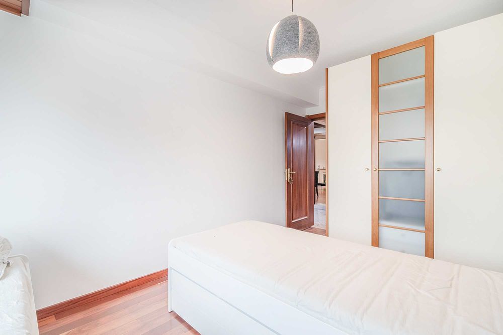 Apartamento T2 c/ box e arrecadação - Parque das Nações, Lisboa