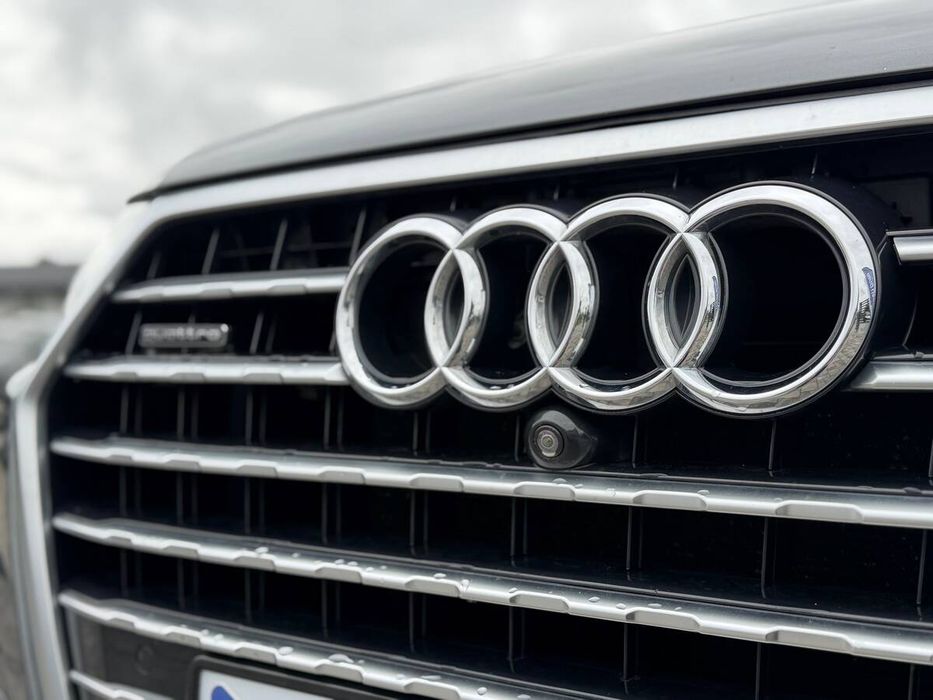 Audi Q7 2015 freshauto