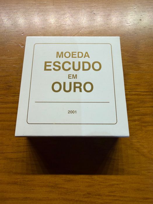 Moeda Escudo em ouro