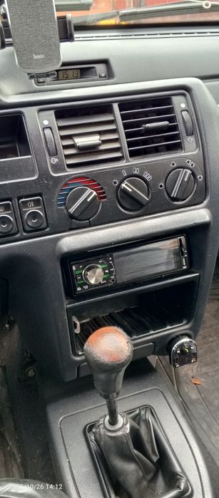 FORD ESCORT 1992року