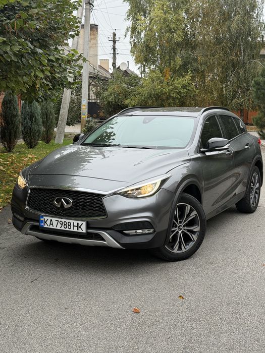 INFINITY QX30 2017 год