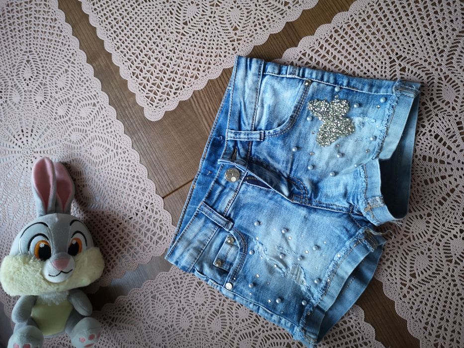 Krótkie spodenki szorty jeansowe, 104-110