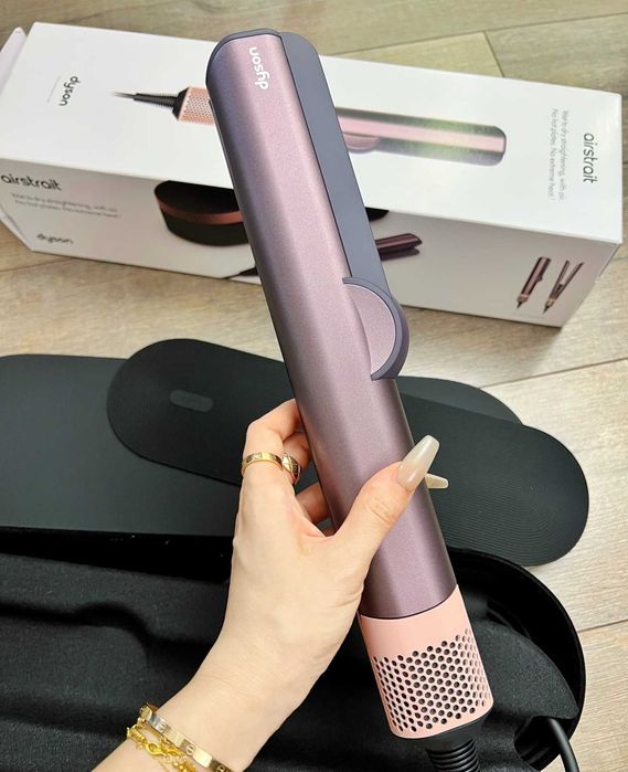 NOWA inteligentna prostownica do włosów Dyson airstrait gwarancją