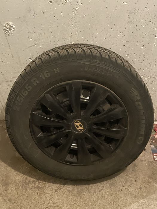 Felgi stalowe huyndai tucson (JM) r16 z oponami zimowymi barum 215/65 r16