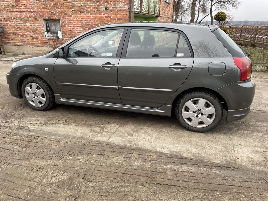 Toyota corolla 2005r +lpg