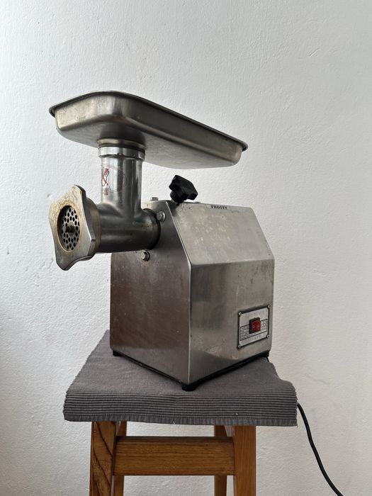 Мясорубка frosty grinder jr-12 мʼясорубка