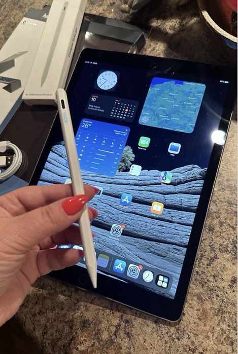 Tablet iPad Apple PRO 12.9” — NOWY RYSIK - PROCREATE