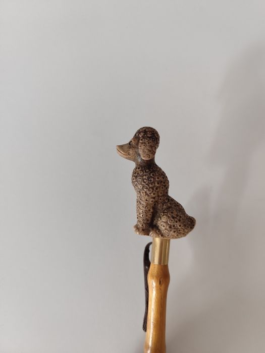 Kolekcjonerska drewniana łyżka do butów z drewnianą figurką antyk