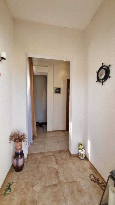 Продається стильний жилий будинок з меблями та технікою