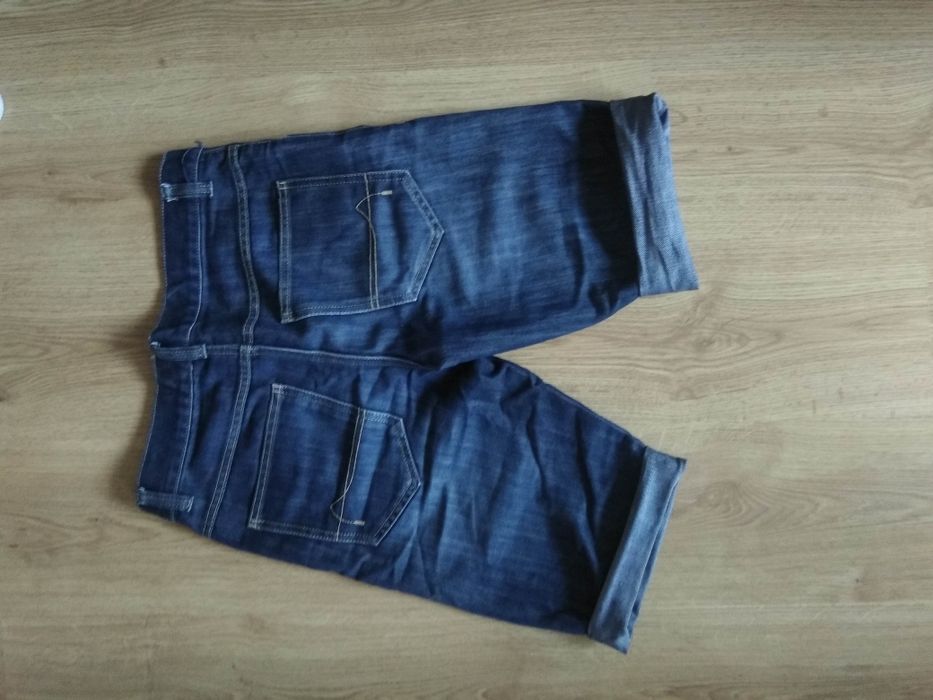 Krótkie spodenki jeansy