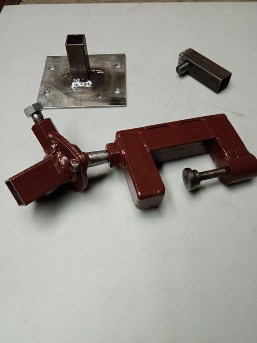 Столик шарнирный