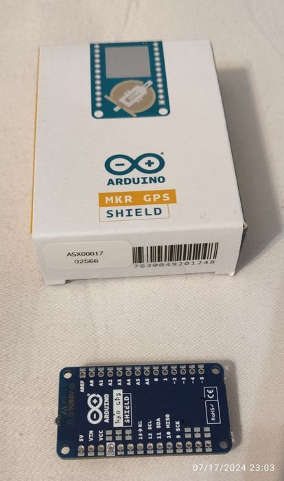 Arduino MKR GPS Shield ASX00017 - nakładka dla Arduino MKR