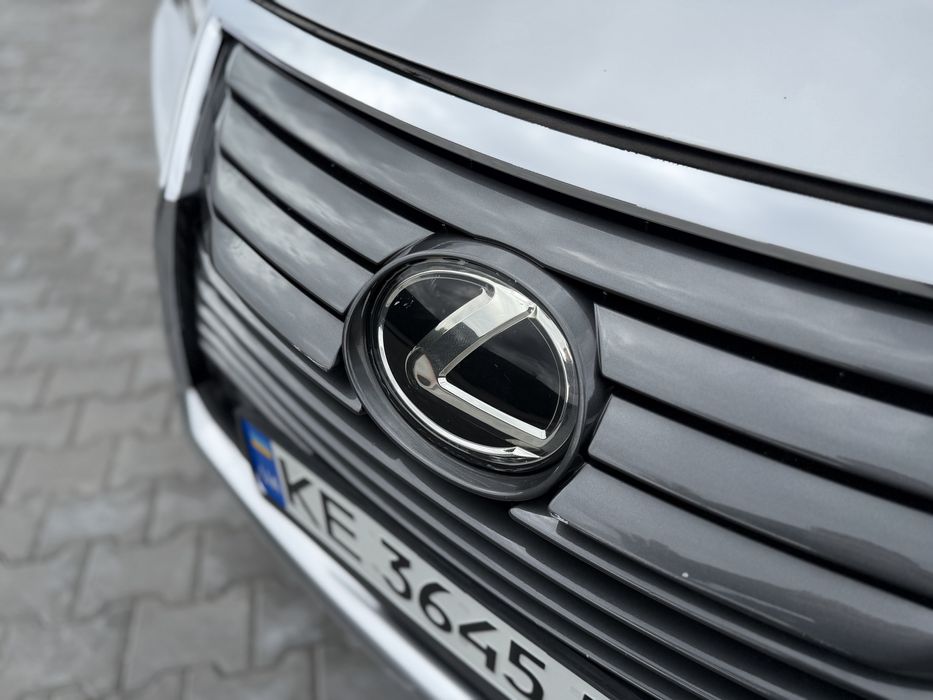 Продам лексус RX350