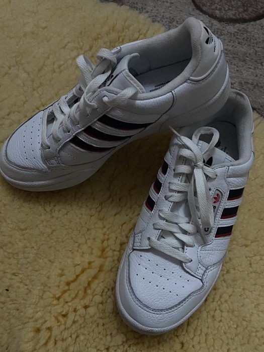 Кросівки  adidas