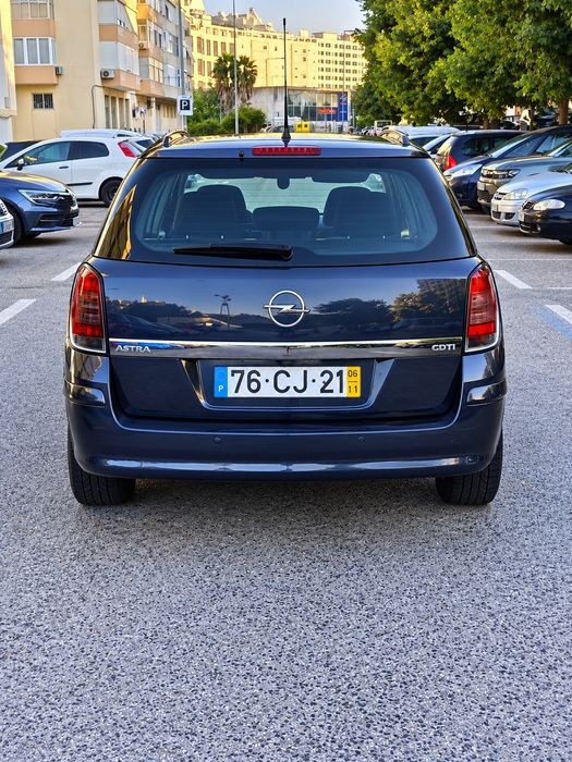Opel astra 1.3cdti full extras