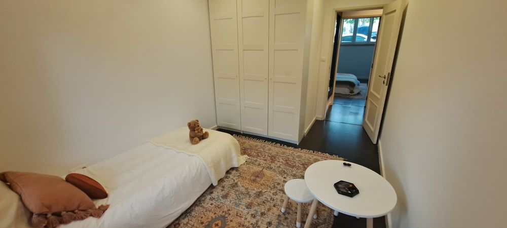 Apartamento Fantástico apartamento com três quartos e três  cas de banho